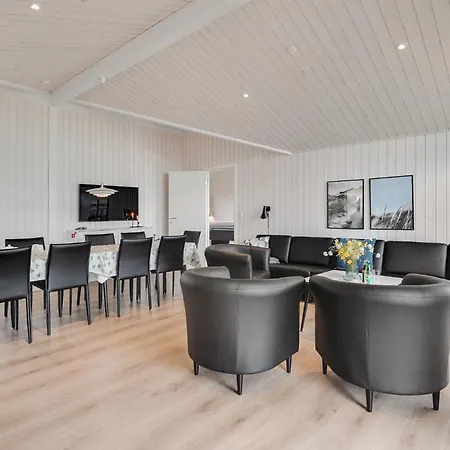 Holiday home Gorgeous In With Sauna Lokken