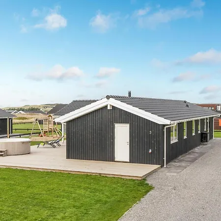 Stunning In With 5 Bedrooms And Sauna Prázdninový dům Løkken
